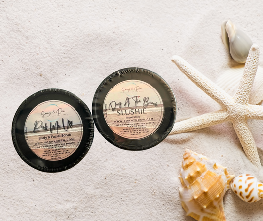This scrub a dub duo will have you feeling positively silky! With Perk me Up and Day at the Beach, you'll get the head-to-toe spa treatment your skin is begging for. No need to choose between the two -- this combo is the best of both worlds!