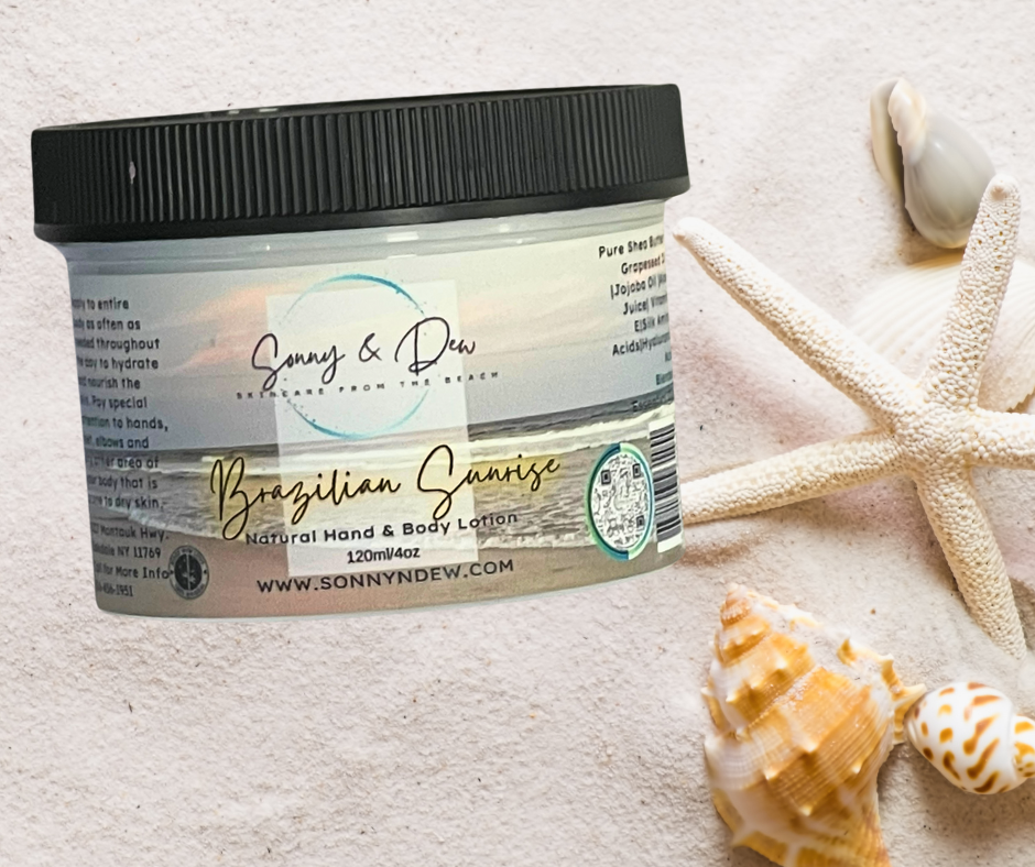 Welcome to the sweet escape! Brazilian Sunrise is your ticket to paradise. Let notes of lustrous amber sands, creamy coconut, and captivating tuberose transport you to a tranquil place of warmth and indulgence. Don't miss this sun-drenched opportunity for a little getaway! (No passport required!)